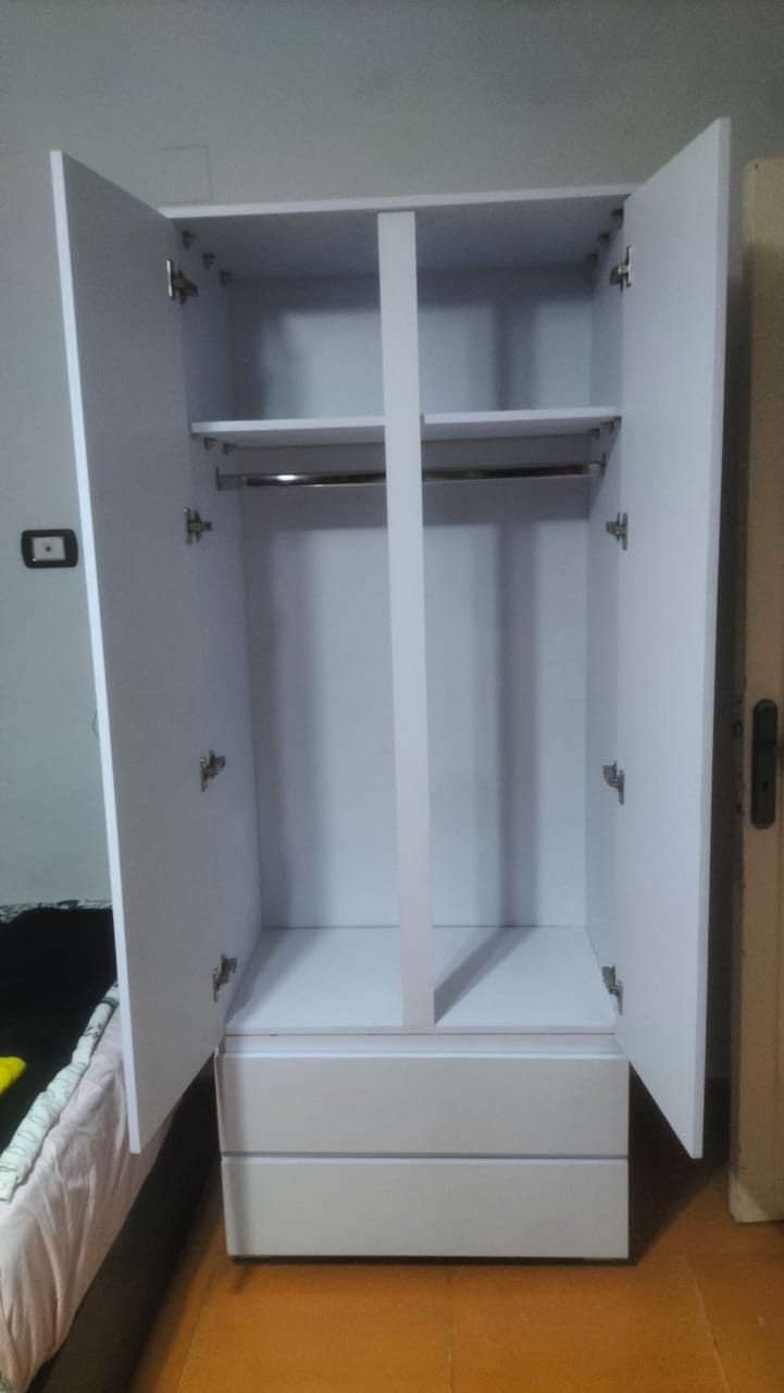 خزانة ملابس عصرية W1005