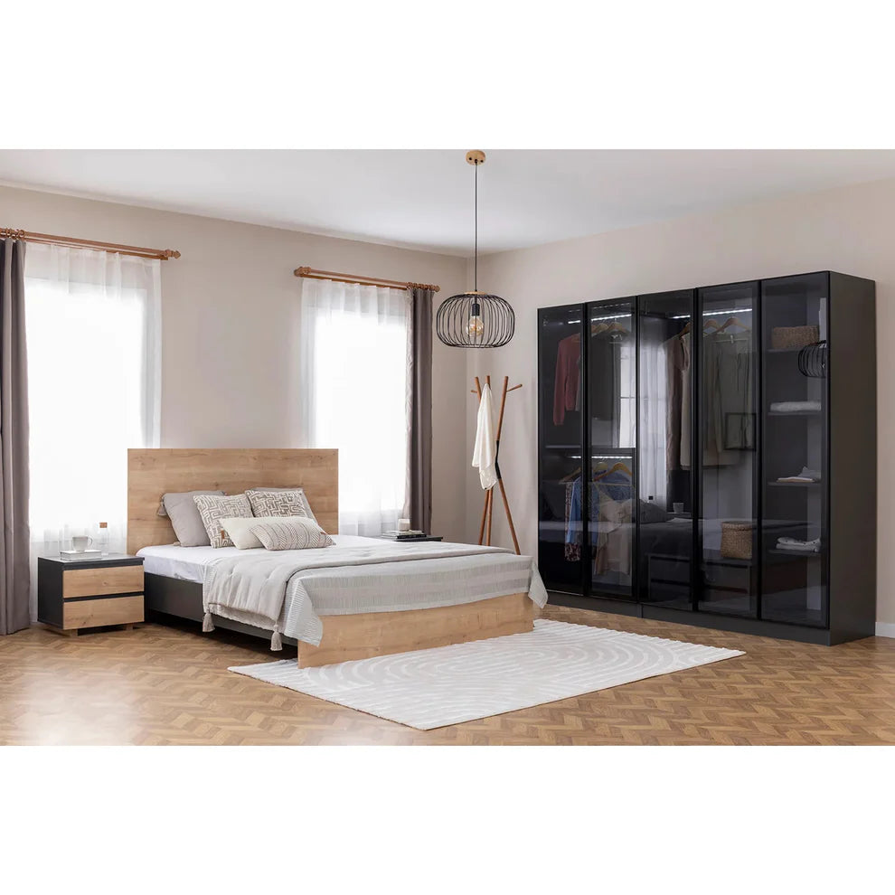 4-piece Modern bedroom set BF134